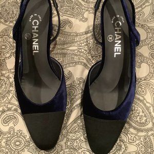 NIB Chanel Velvet Slingback Heels